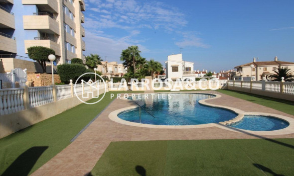 Semi-detached house - Herverkoop - Torrevieja - La Mata
