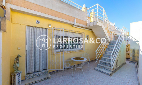 Semi-detached house - Herverkoop - Torrevieja - Los Altos