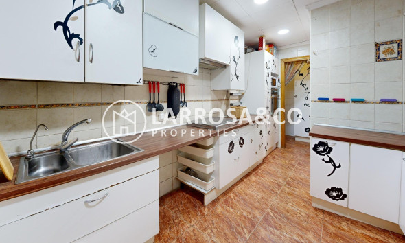 Semi-detached house - Herverkoop - Torrevieja - Torretas