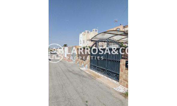 Semi-detached house - Resale - Torrevieja - ASV-99337