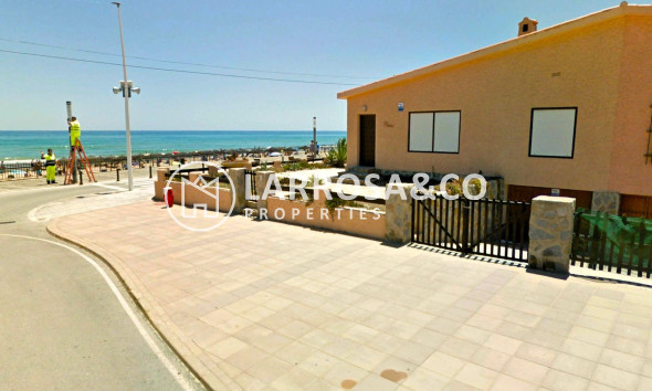 Semi-detached house - Resale - Torrevieja - La Mata