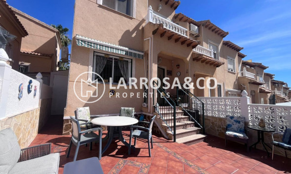 Semi-detached house - Resale - Villamartin - Costa Blanca