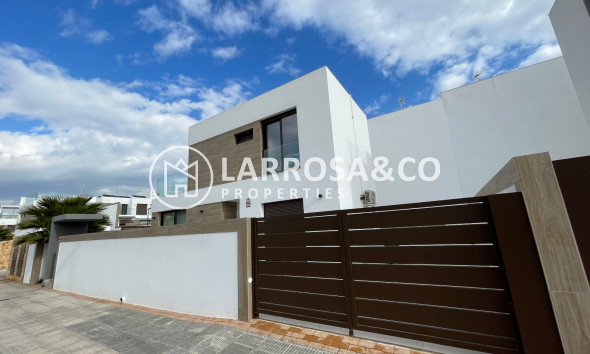 Villa - A Vendre - Benijofar - Costa Blanca