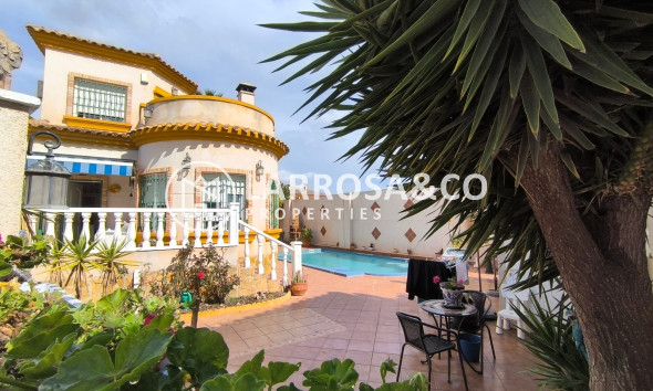 Villa - A Vendre - Guardamar del Segura - Costa Blanca