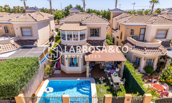 Villa - A Vendre - Guardamar del Segura - Costa Blanca