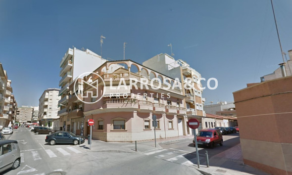 Villa - A Vendre - Guardamar del Segura - RV2326