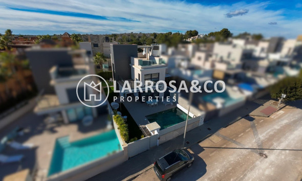 Villa - A Vendre - San Miguel de Salinas - Bellavista