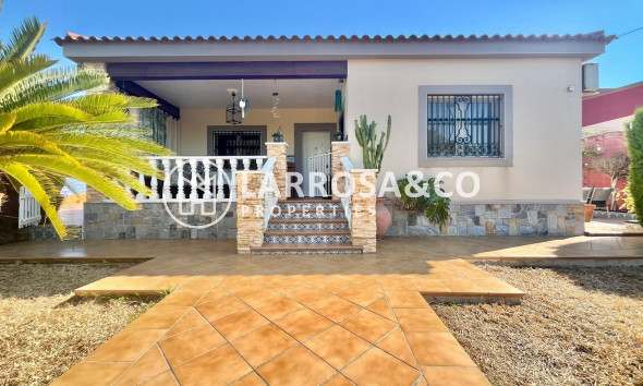 Villa - A Vendre - Torrevieja - Los Balcones - Los Altos del Edén