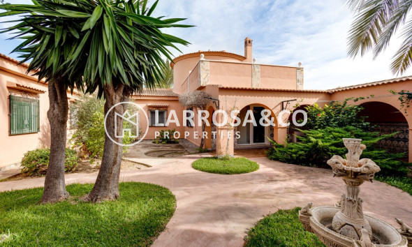 Villa - A Vendre - Torrevieja - San luis