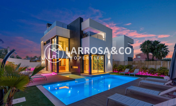 Villa - A Vendre - Torrevieja - Torreta florida