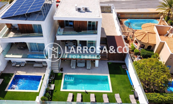 Villa - A Vendre - Villamartín - Costa Blanca