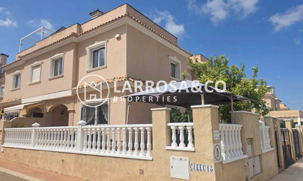 Villa - A Vendre - Villamartin - Costa Blanca