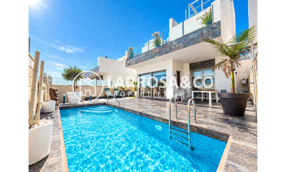 Villa - A Vendre - Villamartin - Costa Blanca