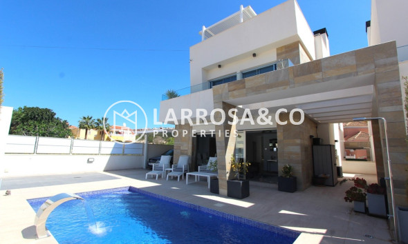 Villa - A Vendre - Villamartín - El Galan