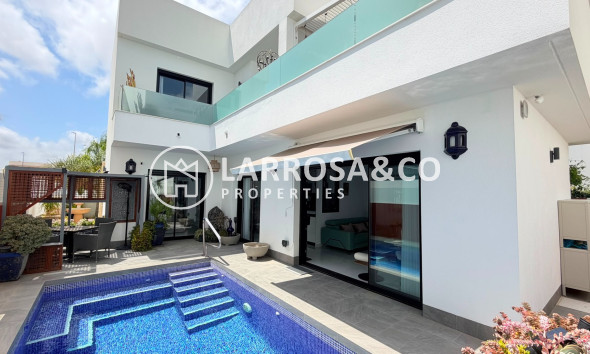 Villa - Herverkoop - Los Montesinos - Costa Blanca