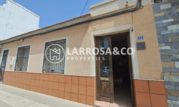 Villa - Herverkoop - Los Montesinos - Costa Blanca