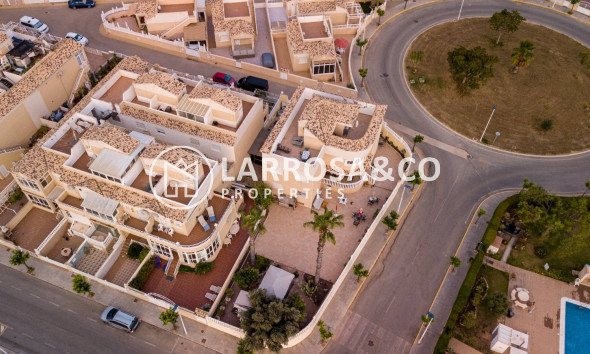 Villa - Herverkoop - Torrevieja - La Siesta - El Salado - Torreta