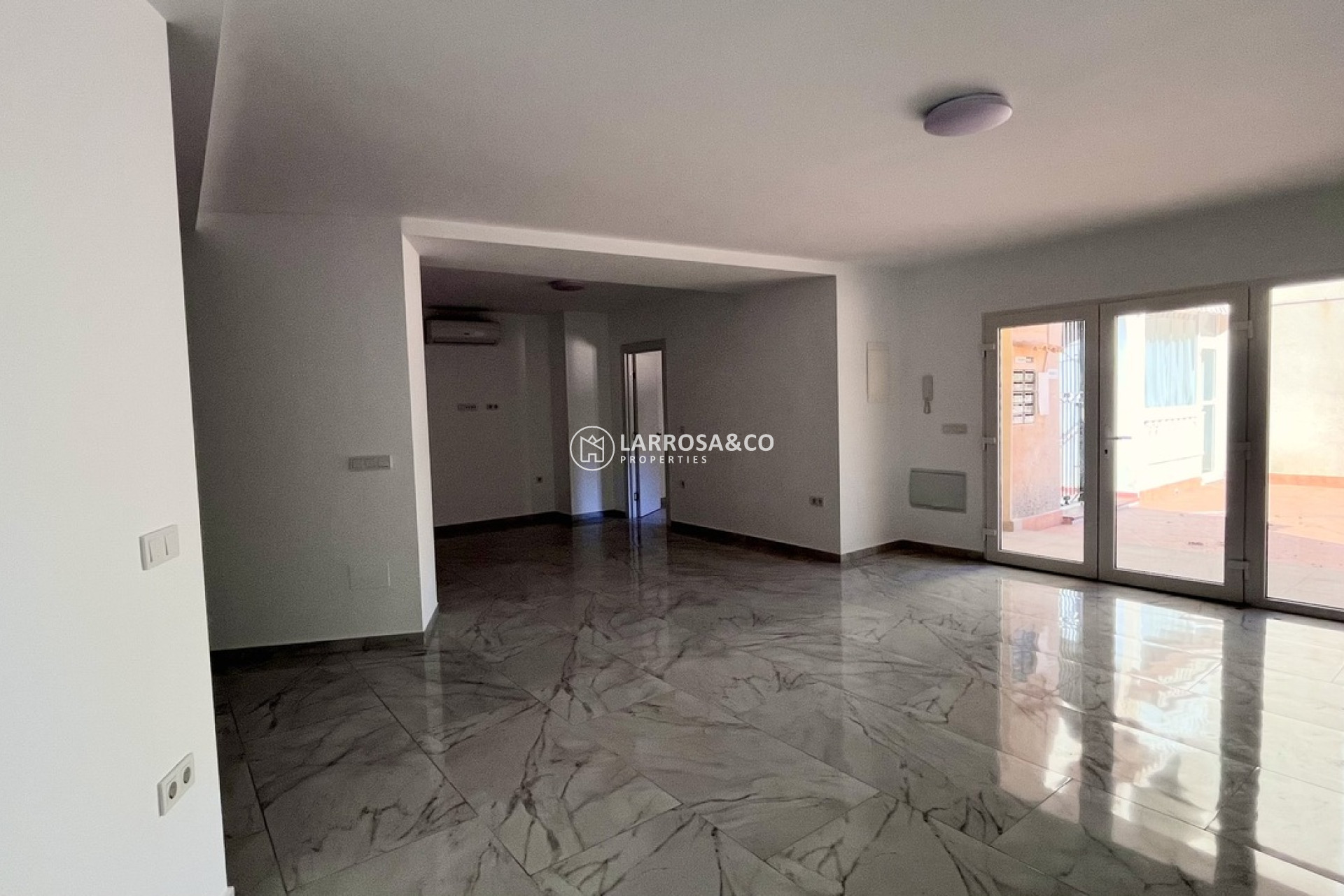 Вторичный рынок - Бунгало - Торревьеха - torrevieja