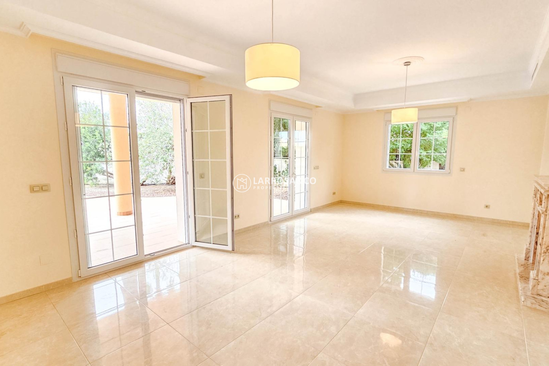 Вторичный рынок - Дом - Cabo Roig