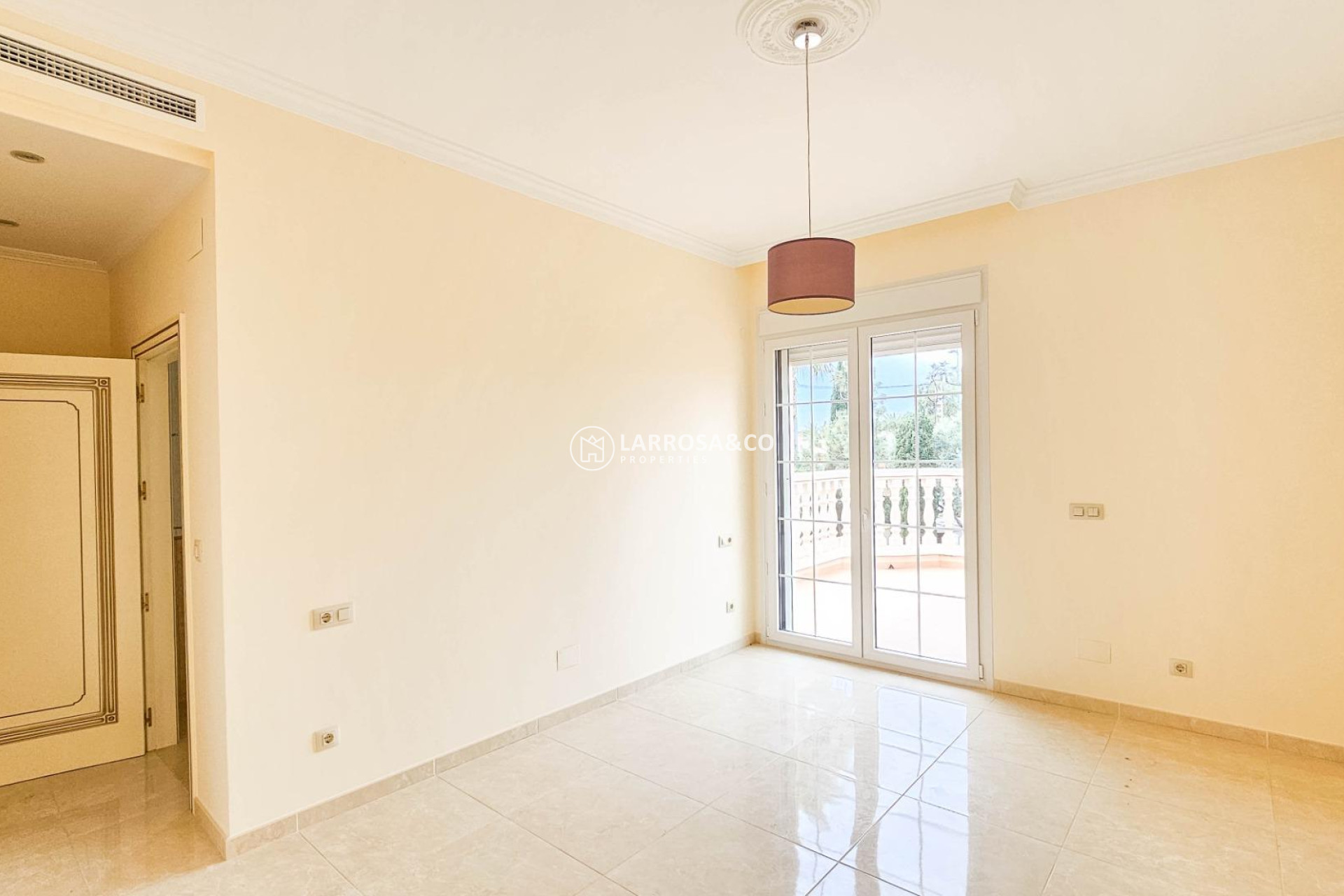 Вторичный рынок - Дом - Cabo Roig