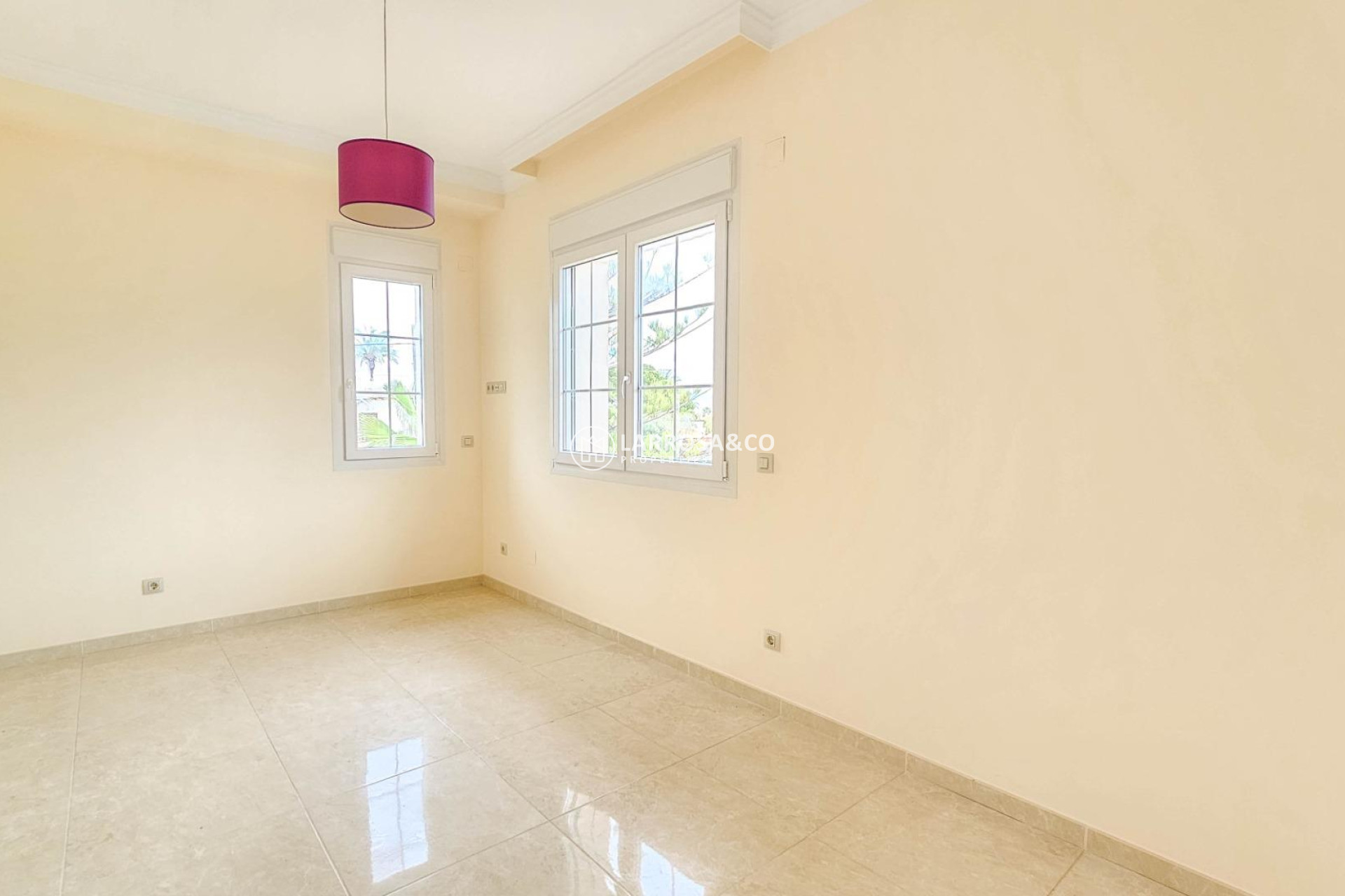 Вторичный рынок - Дом - Cabo Roig