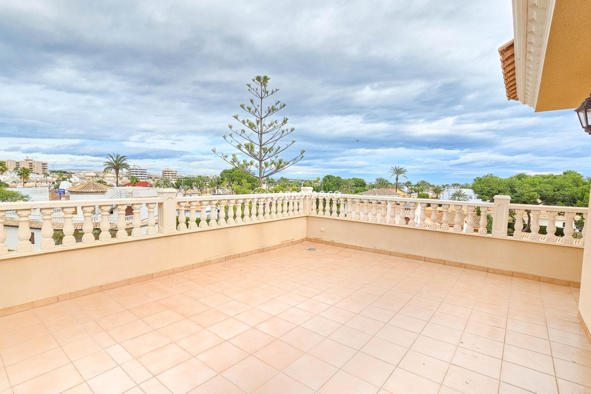 Вторичный рынок - Дом - Cabo Roig