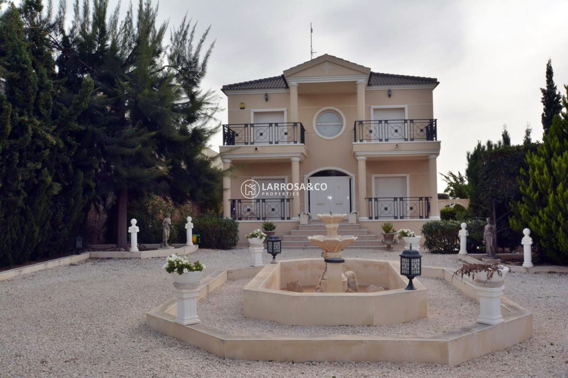 Вторичный рынок - Дом - Ла Марина - La Escuera