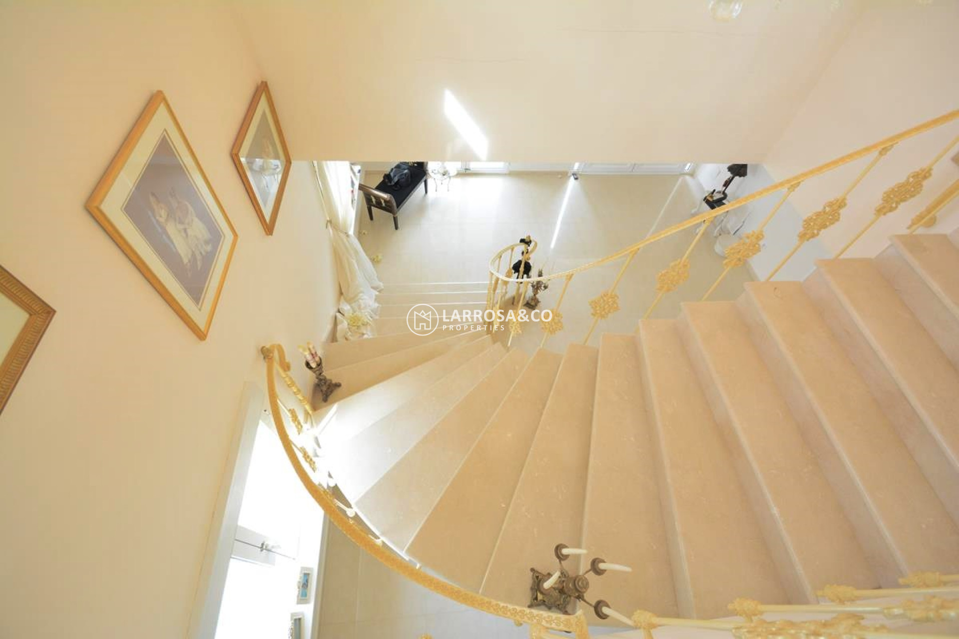 Вторичный рынок - Дом - Ла Марина - La Escuera