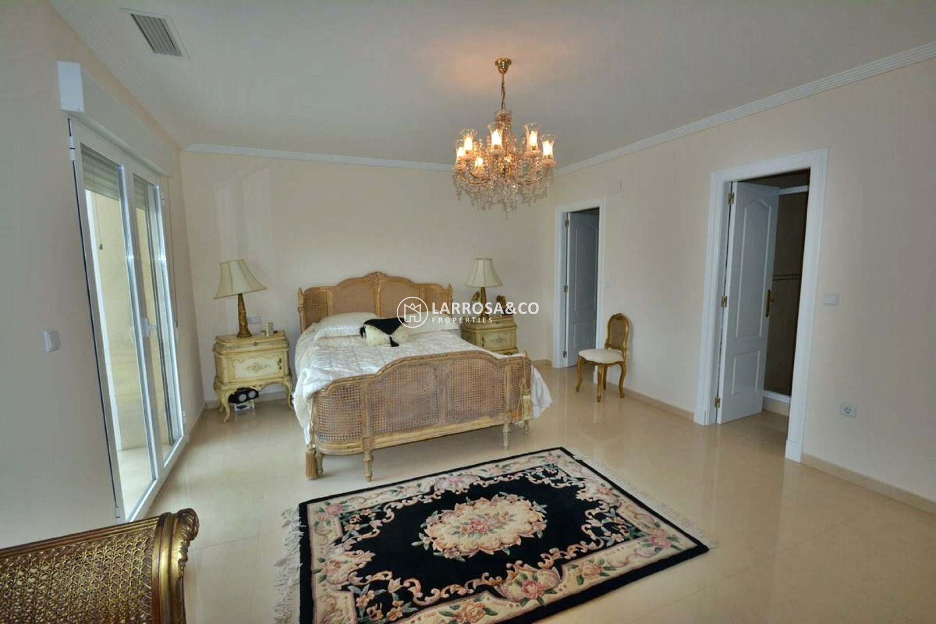 Вторичный рынок - Дом - Ла Марина - La Escuera