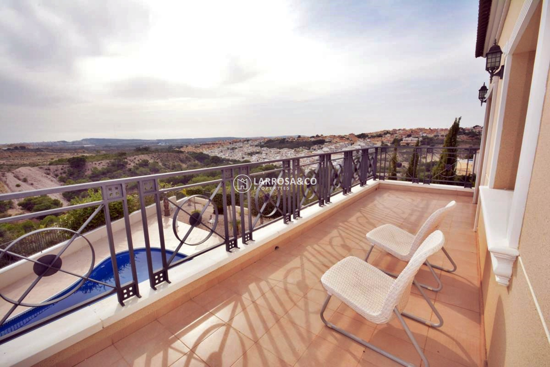 Вторичный рынок - Дом - Ла Марина - La Escuera