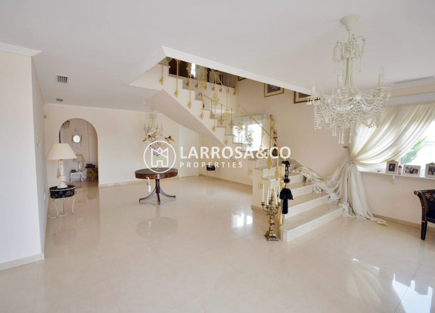 Вторичный рынок - Дом - Ла Марина - La Escuera