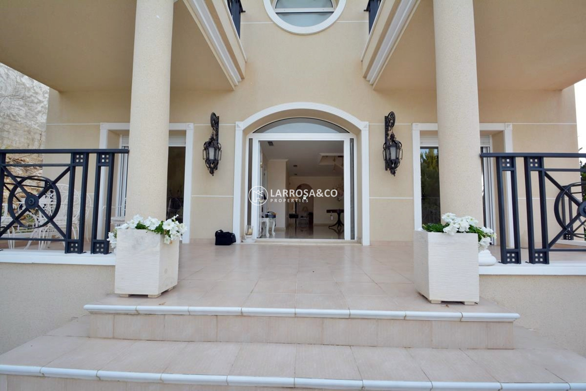 Вторичный рынок - Дом - Ла Марина - La Escuera