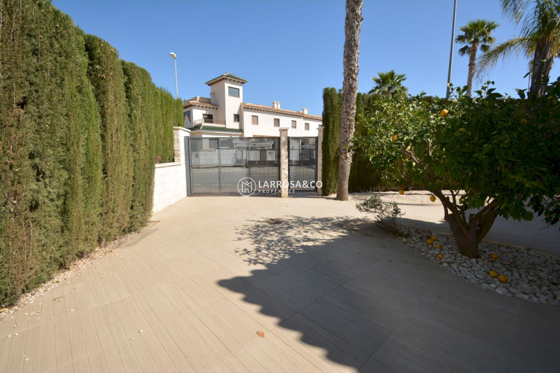 Вторичный рынок - Дом - Сьюдад Кесада - DOÑA PEPA