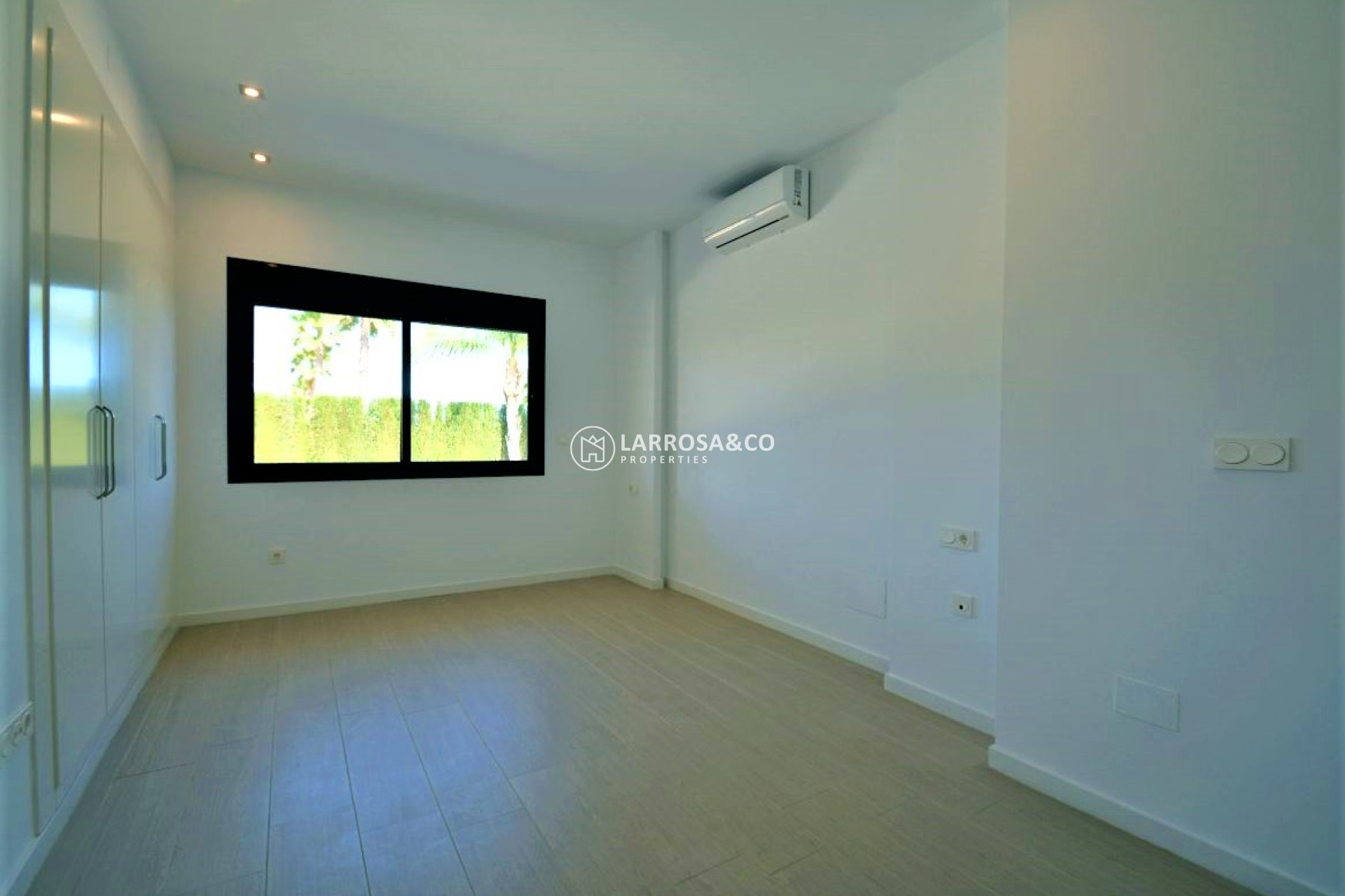 Вторичный рынок - Дом - Сьюдад Кесада - DOÑA PEPA