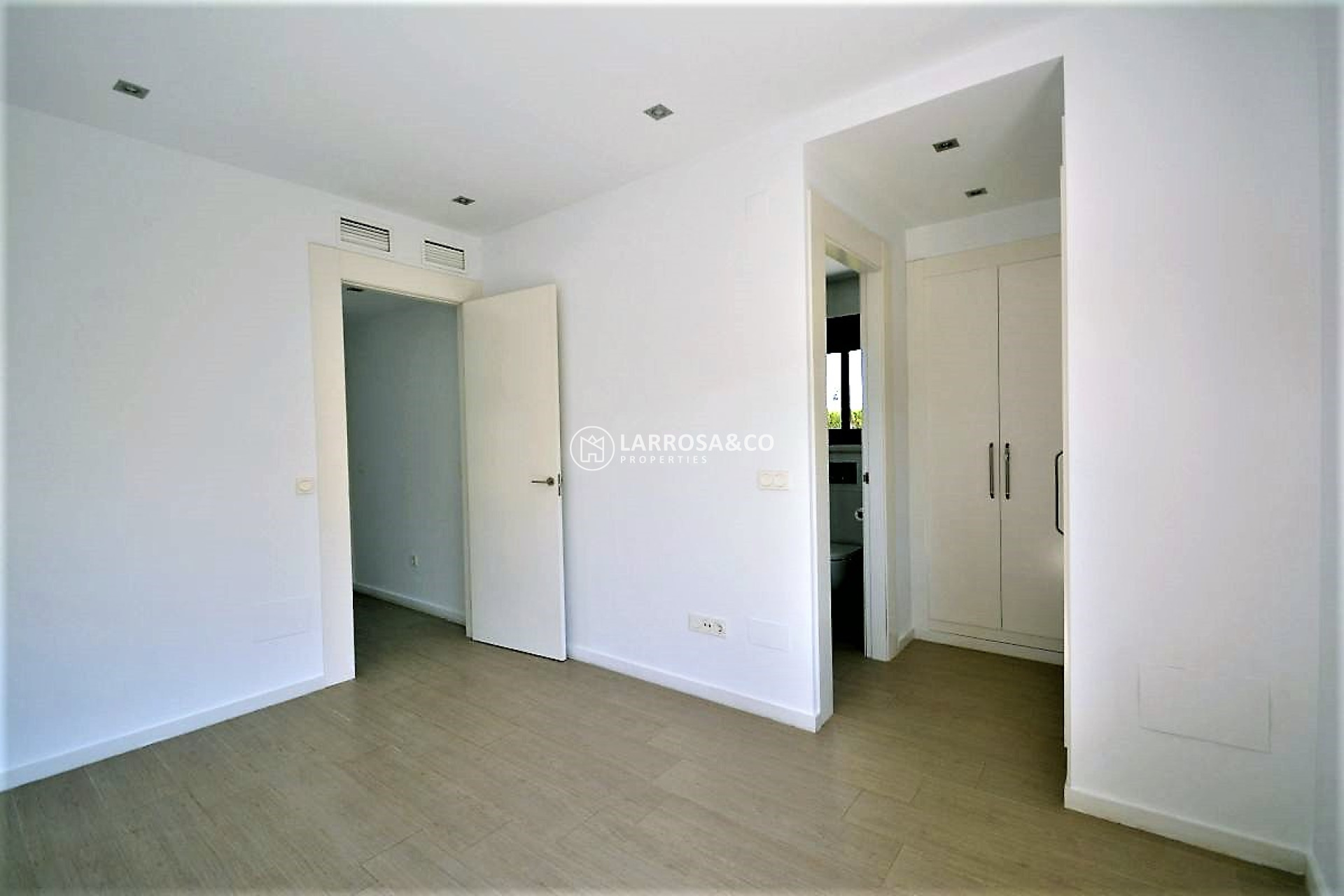 Вторичный рынок - Дом - Сьюдад Кесада - DOÑA PEPA