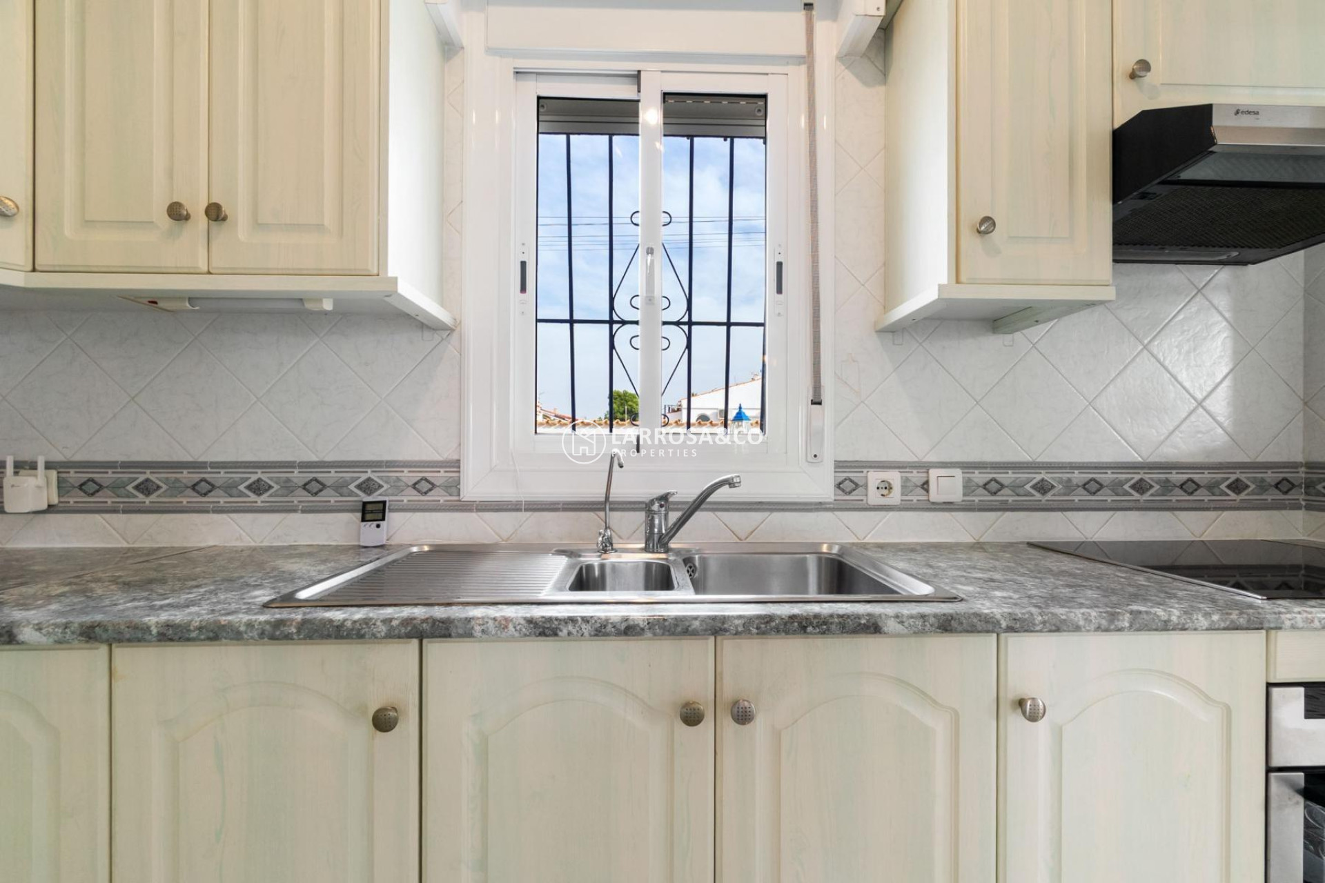 Вторичный рынок - Дом - Торревьеха - La Siesta - El Salado - Torreta