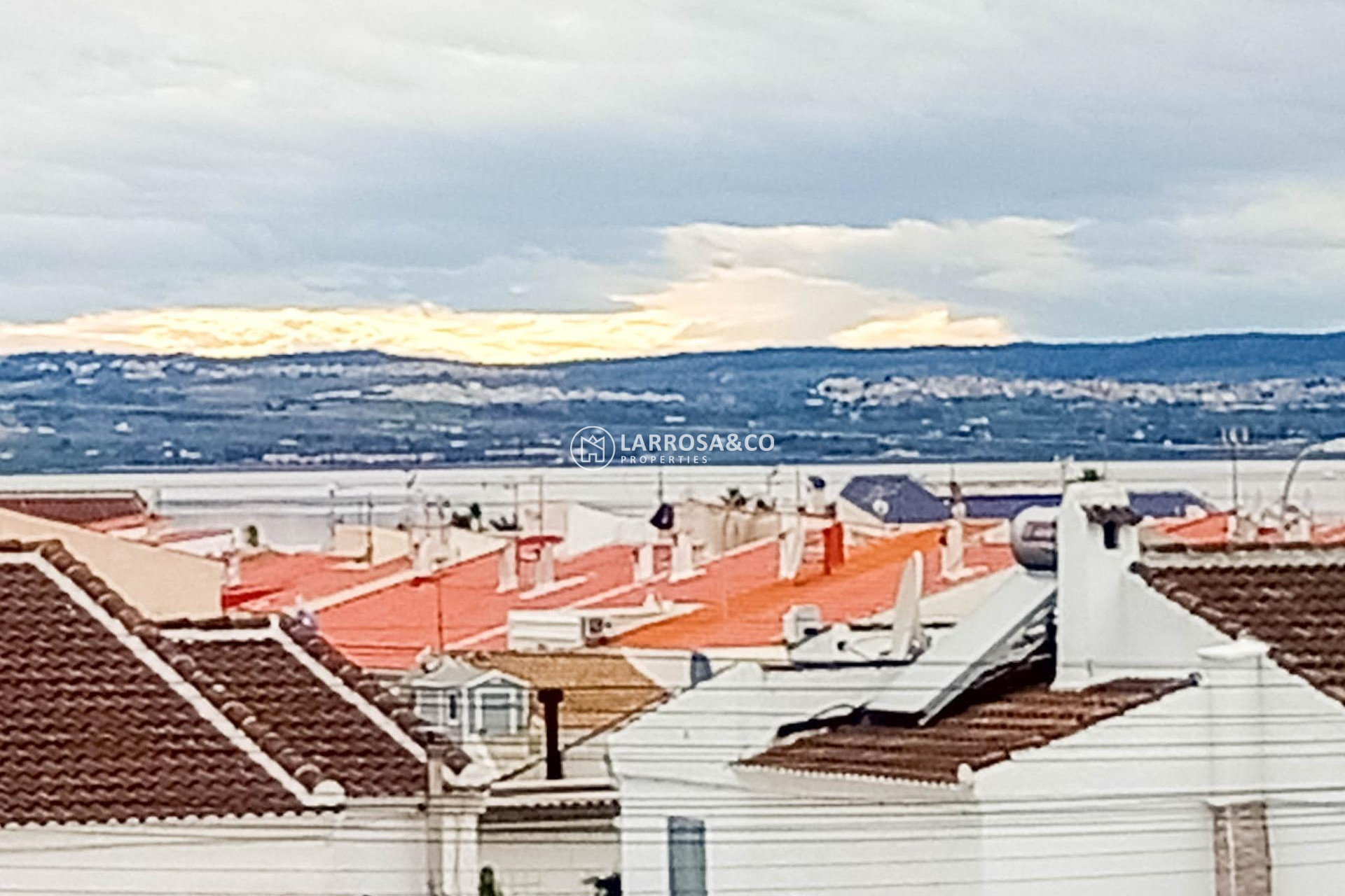 Вторичный рынок - Дом - Торревьеха - La Siesta - El Salado - Torreta