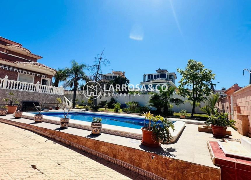 Вторичный рынок - Дом - Торревьеха - Los Balcones - Los Altos del Edén