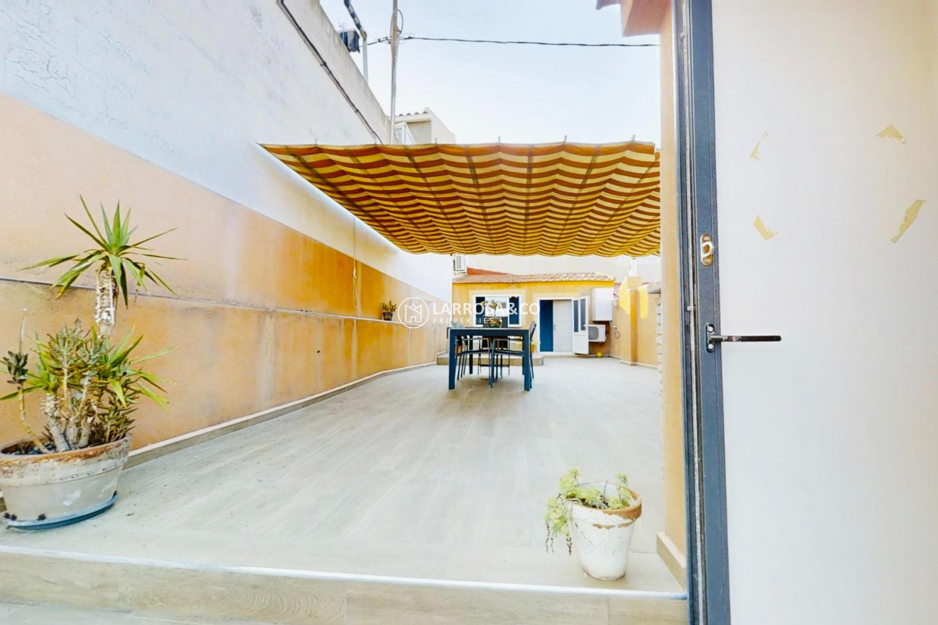 Вторичный рынок - Дом - Торревьеха - Playa de los Naufragos