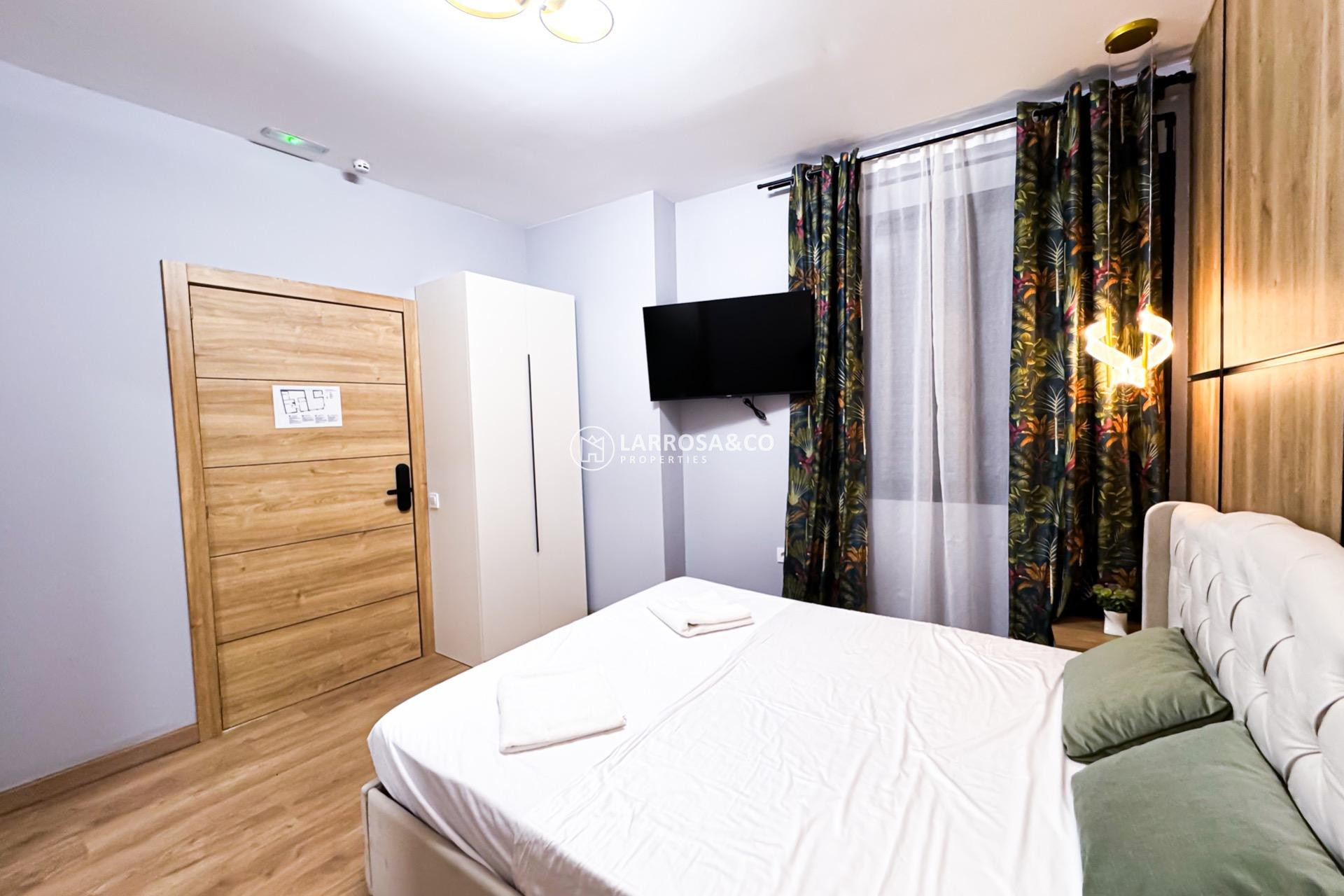 Вторичный рынок - Hotel - Торревьеха - Centro