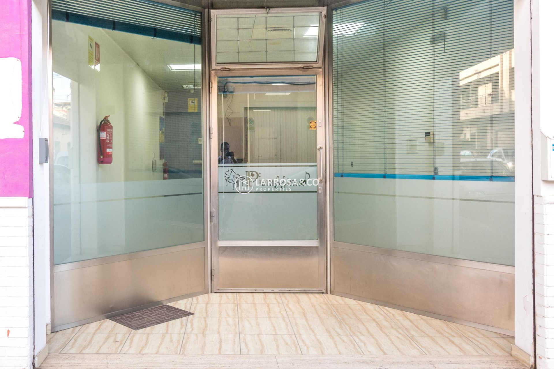 Вторичный рынок - Коммерческая площадь - Альморади - Centro urbano 2