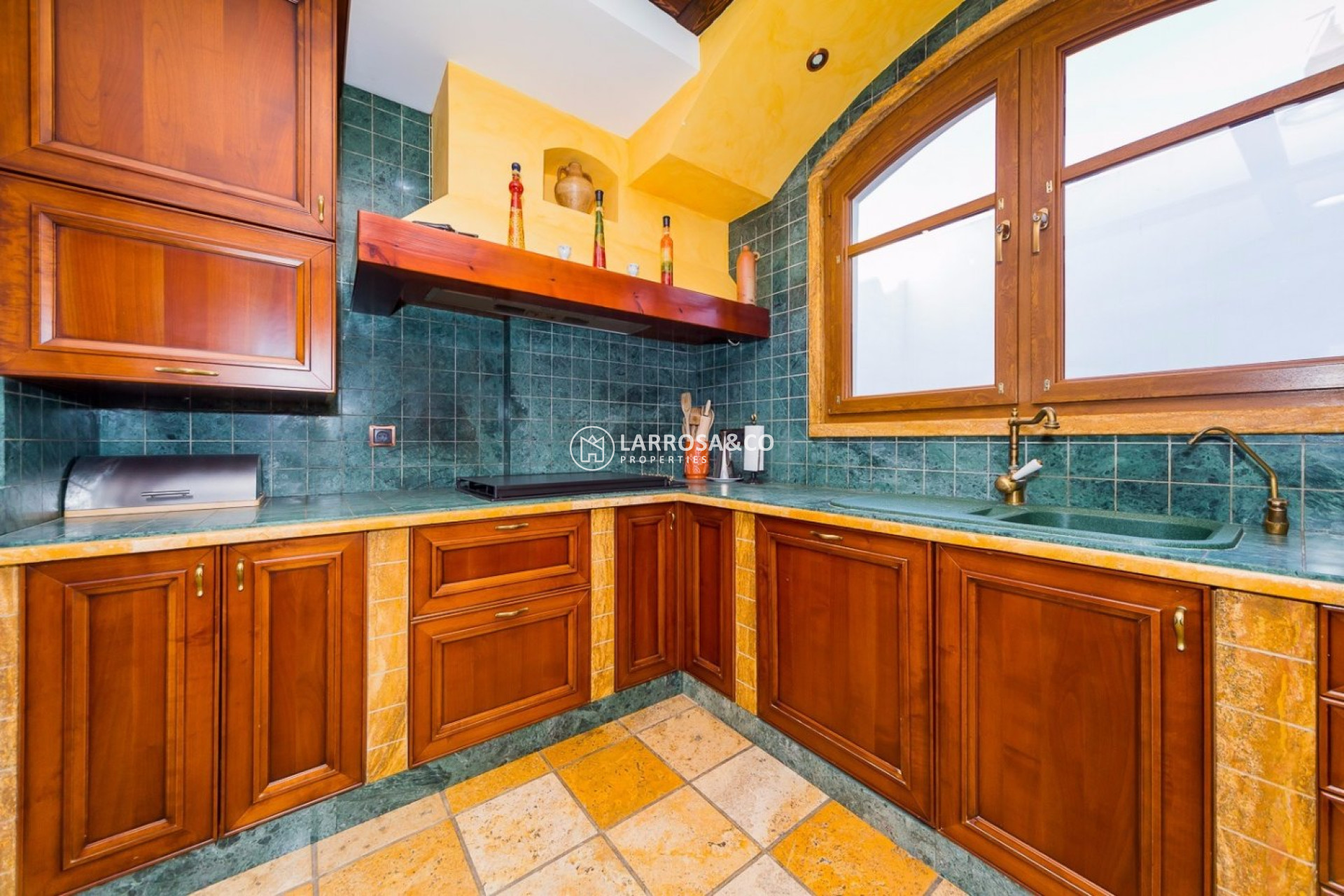 Вторичный рынок - Коммерческая площадь - Торревьеха - torrevieja