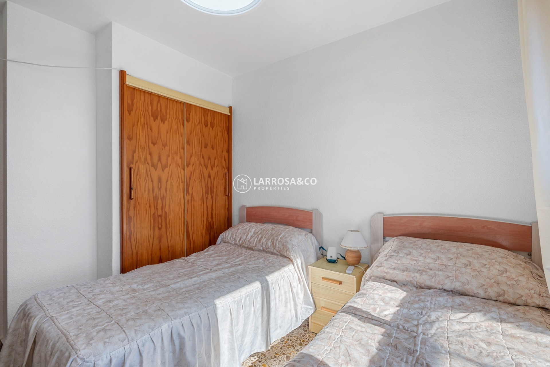 Вторичный рынок - Квартира - Arenales del sol - Segunda linea playa