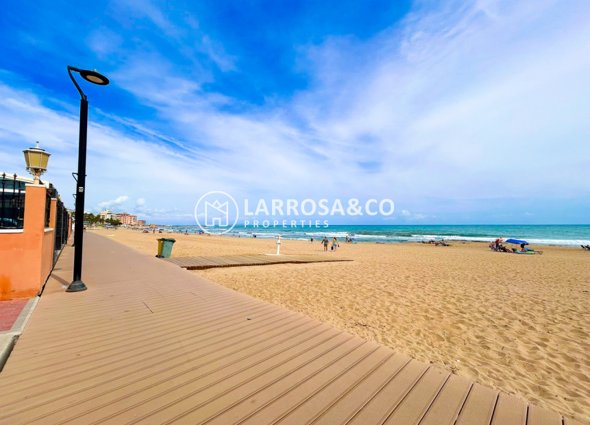 Вторичный рынок - Квартира - La Mata - Costa Blanca