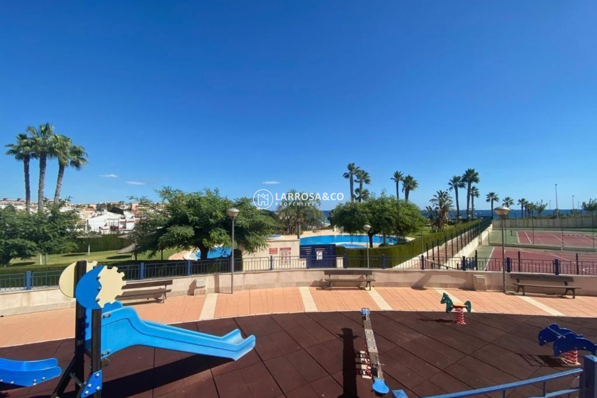 Вторичный рынок - Квартира - Mil Palmeras - Costa Blanca