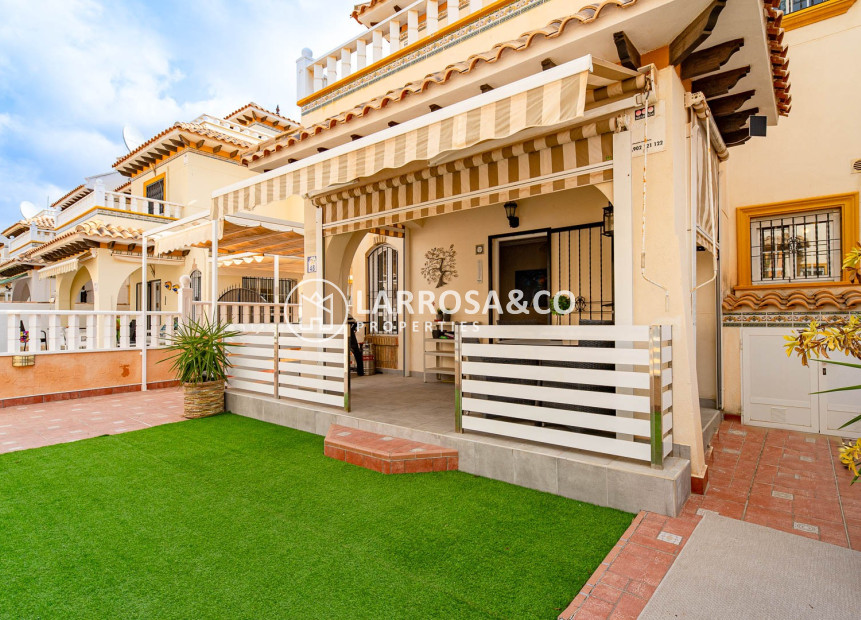 Вторичный рынок - Quatro house - Ориуела Коста - Lomas de Cabo Roig