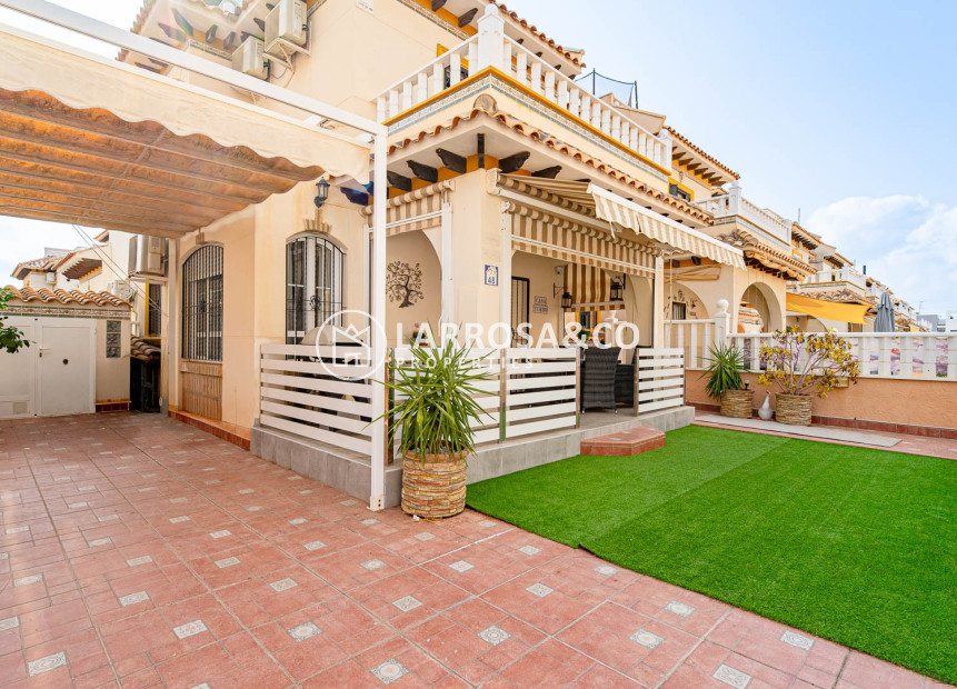 Вторичный рынок - Quatro house - Ориуела Коста - Lomas de Cabo Roig