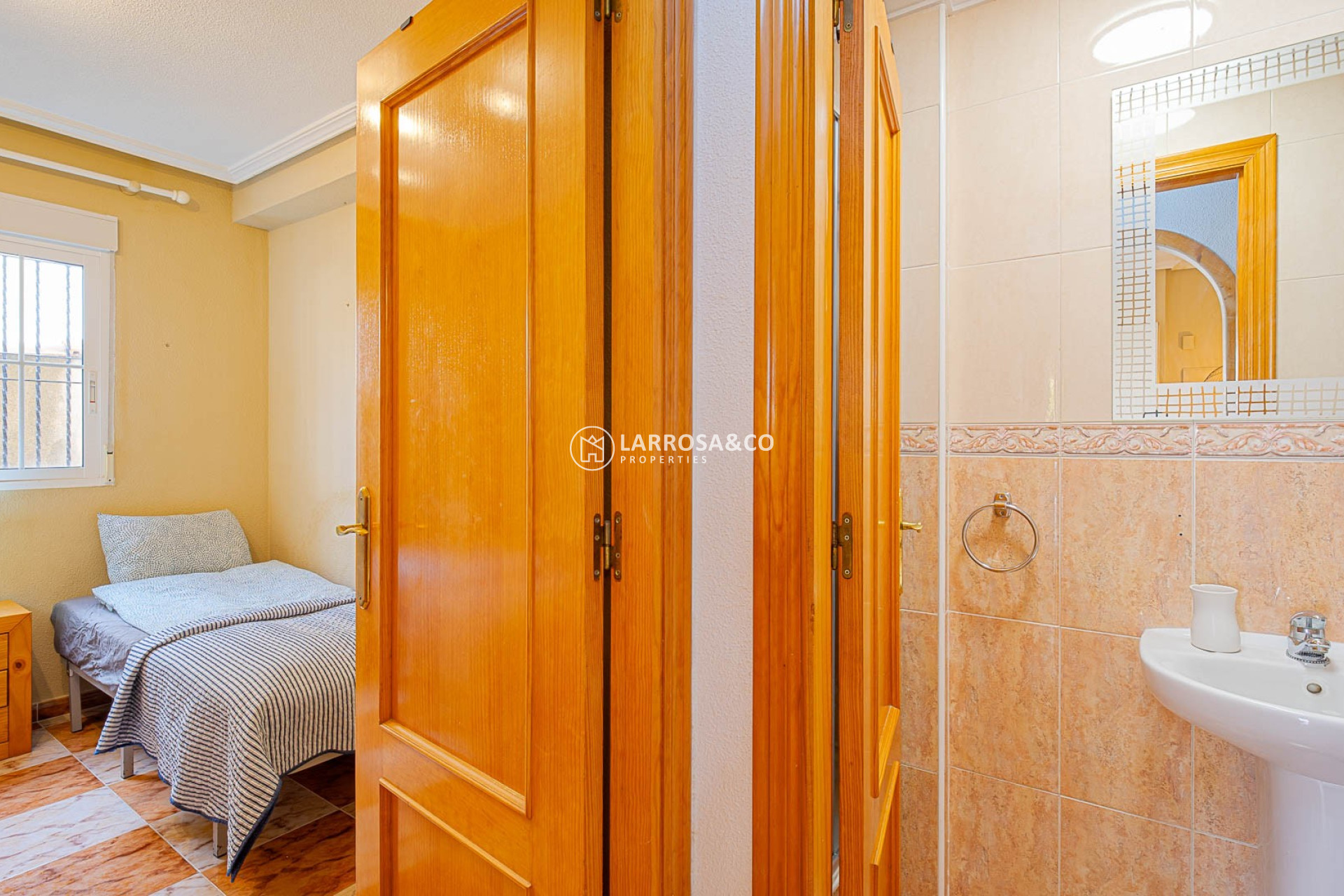 Вторичный рынок - Quatro house - Ориуела Коста - Lomas de Cabo Roig