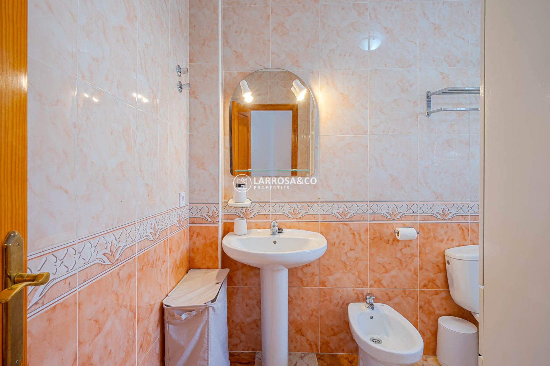 Вторичный рынок - Quatro house - Ориуела Коста - Lomas de Cabo Roig