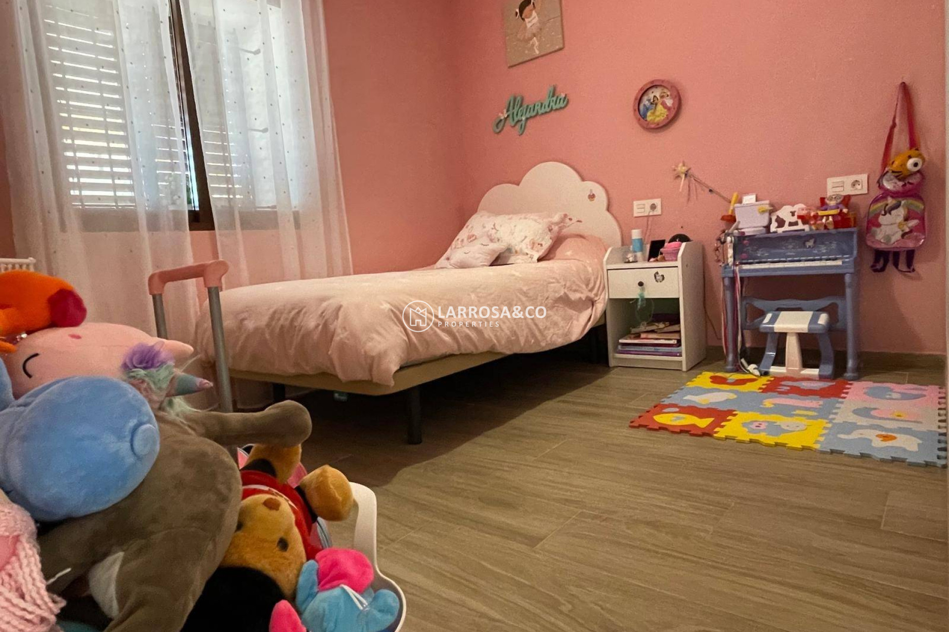 Вторичный рынок - Таунхаус - Пилар де Орадада - Zona Pueblo